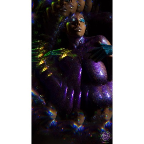 ✨✨✨ @ashaetch ✨✨✨ https://patreon.com/acp3d . . . .  #model #glitter #prismphotography