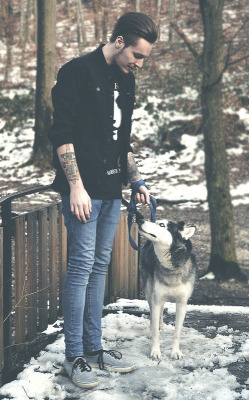 ink-its-art:  survived-by:  Myself and the most beautiful dog