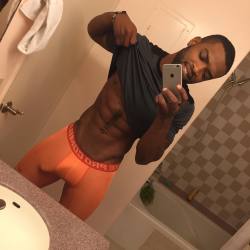 iamlamonte:  When you fuck up some crunches   #fit #fitness #fitfam