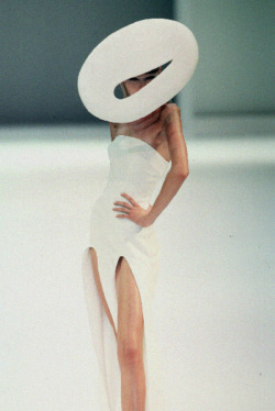 s0ur:  Thierry Mugler Spring 1999  