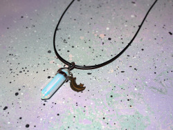 thevintageloser:  ♦ Healing Opal Crystal Necklace ♦