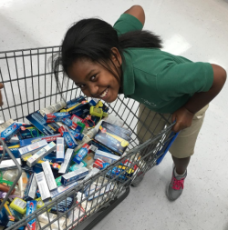 micdotcom:  9-year-old girl gives care bags to homeless women