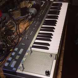 synthesizerpics:  Synthesizer Videos - Vintage Synthesizer And