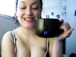 notmysecret:  my new coffee mug is black ^___^~