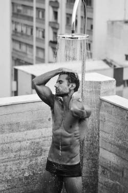 indianatractorboy :  http://indianatractorboy.tumblr.com/archive