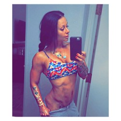 fitgymbabe:  Instagram: ashley.horner Great Pic! - Check out