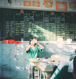 vagabonne:   © Tonyw20 This is a typical classroom of a Chinese