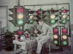 natgeofound:  Traffic lights are made in Shreveport, Louisiana,