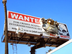 pragmaticinsanity:  sadvat0:  This is probably the coolest billboard