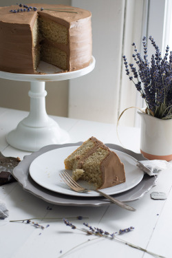 confectionerybliss:  Earl Grey Cake with Chocolate Lavender FrostingSource: