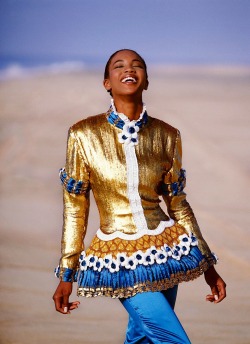 aestheticjunkyard:Naomi by Patrick Demarchelier for Vogue UK,