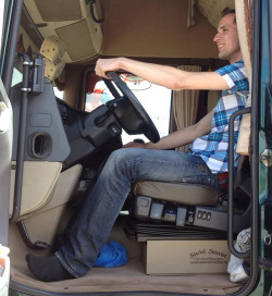 transitdriver56: Any Truck, Van or Car drivers, show me where