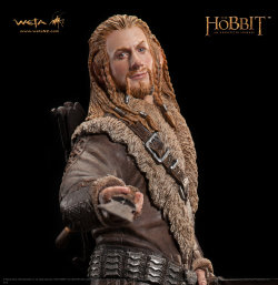 batsdontkill:  Fili statue by Weta  “Wielding twin Dwarven