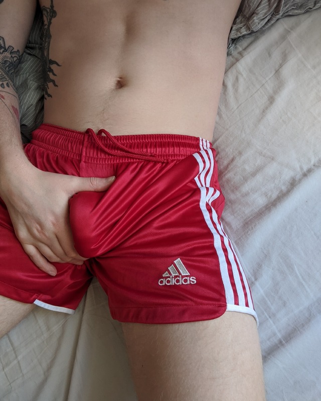 shortsandtrackies:
