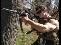 athleticbrutality:Real men know how to handle a weapon.   especially