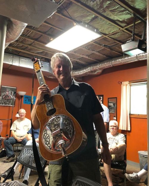 <p>My two favorite things about our camps are the personal victories and the one-on-one connections the campers make with the instructors. Here are some photos of those things.  #resolove #nashvilledobrocamp #nashvilleacousticcamps #dobro #bluegrass #swing #resonatorguitar  (at Fiddlestar)<br/>
<a href="https://www.instagram.com/p/BzIybkPB6ja/?igshid=84hlghpf1dfv">https://www.instagram.com/p/BzIybkPB6ja/?igshid=84hlghpf1dfv</a></p>