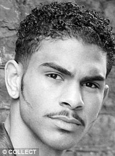 dominicanblackboy:  David Hayes from a young cutie to a gorgeous