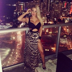 valeriaorsini:  #MiamiNights @xoho_boutique