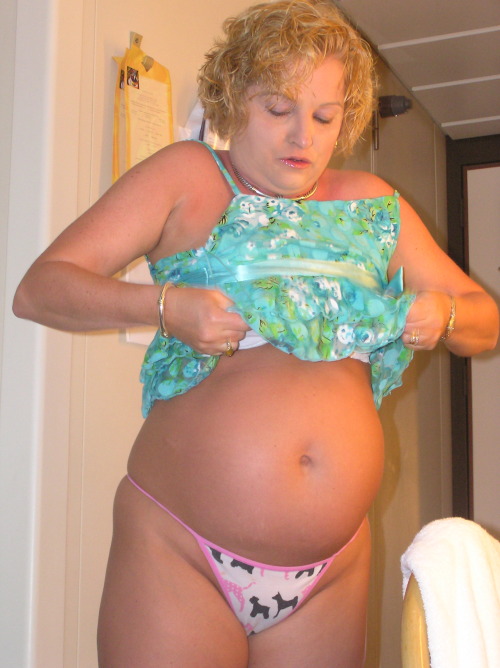 stuffedgirlbellies:  wife