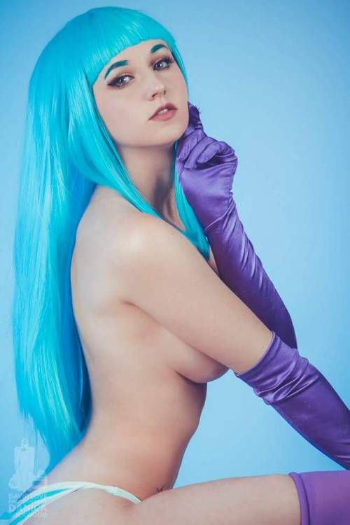 cosplayhotties:MeMeMe! By Danica Rockwood