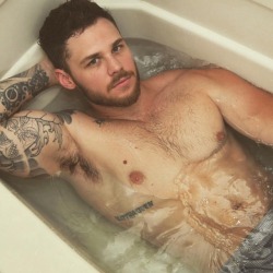 matthewcamp:Onlyfans.com/Matthewcamp #wetdreams #creamsoda #bedbathandbeyond