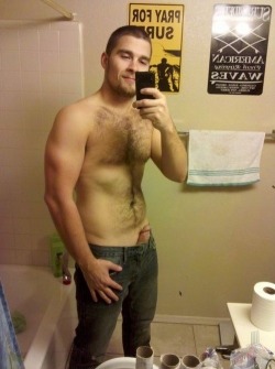 hot4hairy:  H O T 4 H A I R Y  Tumblr |  Tumblr Ask |  Twitter