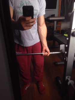 lifeofalifter:  Was feeling vascular while lifting today 