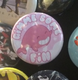 Saw it at hot topic, there a couple of SU pins - @screamingatnooneHaven’t