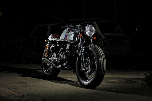 caferacerpasion:  Yamaha Scorpio 225 Cafe Racer â€œThe Marathonâ€ by Studio Motor | www.caferacerpasion.com