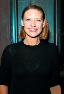 celoewe:  Anna Torv in LA for The Shelter For All event benefiting