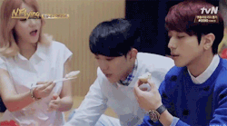 cntotheblue:  Jungshin freaking out when Yuna tries to feed him