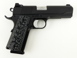 fmj556x45:  So Clean. I love a clean looking 1911 with out front