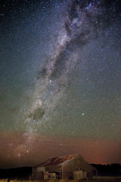 spaceexp:  The Milky Way over Rural Queensland, Australia Source: