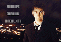 lonely10th:  FIRST THINGS FIRST Holy TARDIS of Gallifrey! There’s