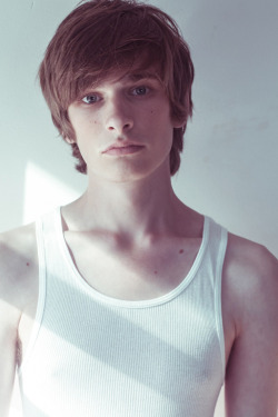 strangeforeignbeauty:  Nicholas [ fave models | 1000  notes | facebook | twitter ]  Completely gone.