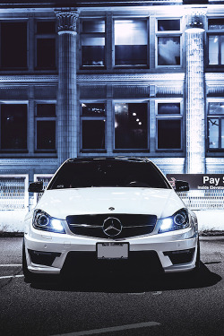 lightexpo:  C63 AMG Coupe | Credit 