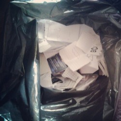 Mal começamos e o saco ta cheio haha #paper #instagram #hate