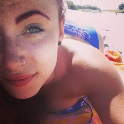 iambettymay:  Beach life forever  Those eyes tho…