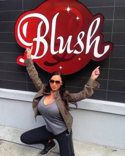 I came here to dance and party! 💃🏽🎶🎉 @blush_pgh #BenzMafia