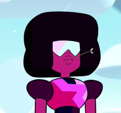 garnetoftheday:  Today’s Garnet of the Day is brought to you