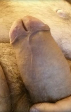 I want to suck this uncut cock so bad! :)