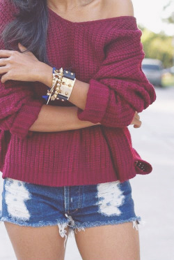 slapping:  Wine Red Long Sleeve Cable Knit Sweater