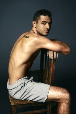 manfaire:  Robbie Rogers