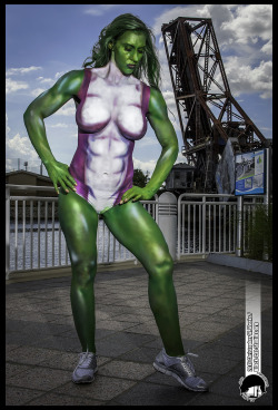 black-cat-studios:  She-Hulk Bodypaint/Cosplay shoot Downtown