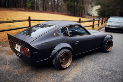 carbonking:  radracerblog:  TOP 20: Datsun 240z s30 #2      