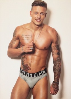 malecelebritys:Alex bowen