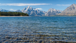 earthporn-org:  Jackson Lake, Grand Teton National Park, Wyoming,