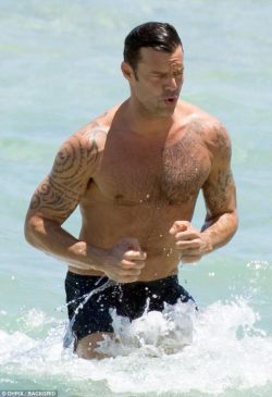 ladyetherea: Ricky Martin in South Beach, Miami. (x)