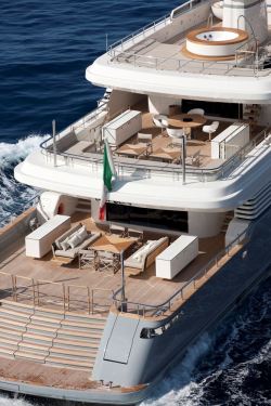 superyachts:  Aslec 4 - on deck like superyachts on facebook