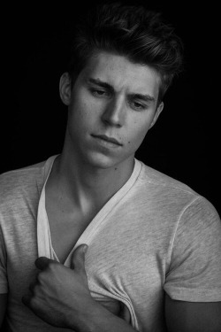 12sexyguys:  Nolan Gerard Funk (via crazyfangurl101 on Tumblr: